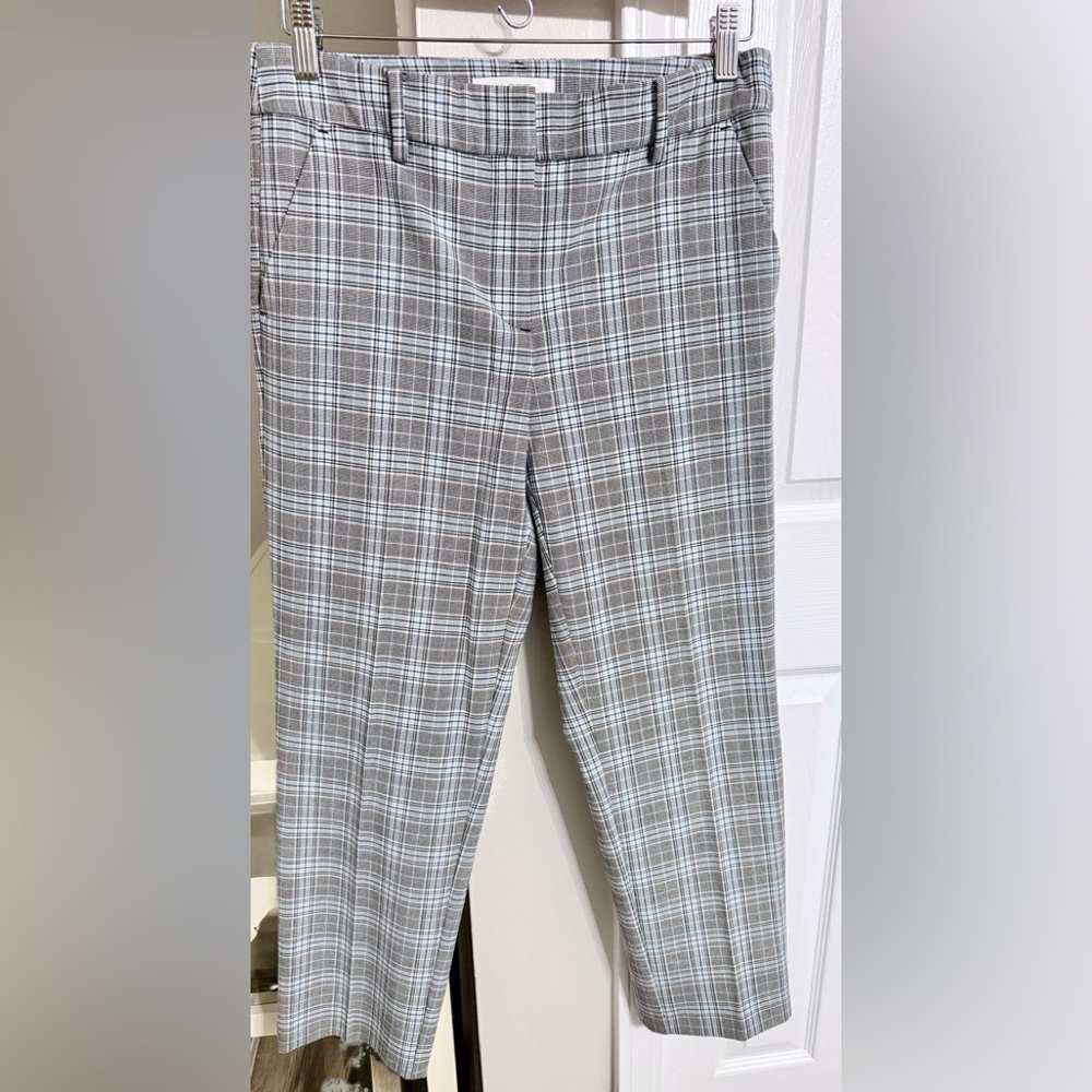 LOFT The Riviera Slim, size 2 (generous fit)